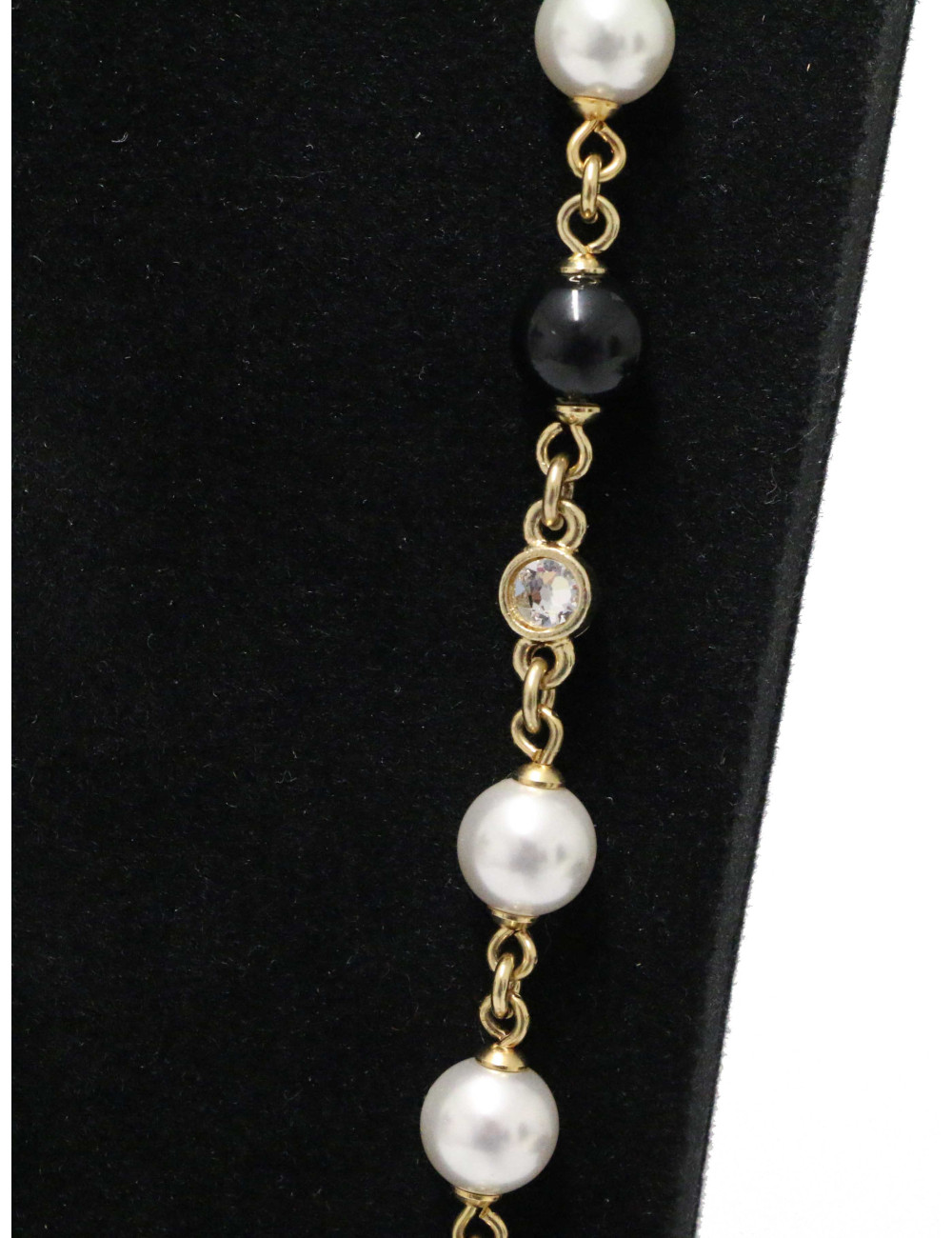 Sautoir Chanel doré perles nacrées noires