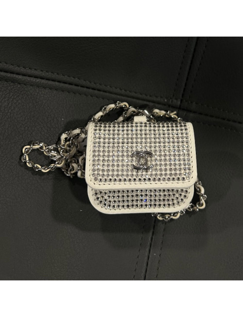 AirPods case Chanel strass