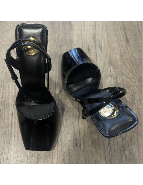 Escarpins Saint Laurent bout carrés T40