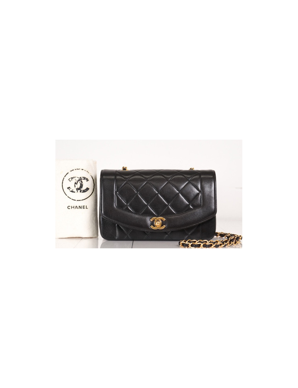 Sac Chanel Diana small cuir noir