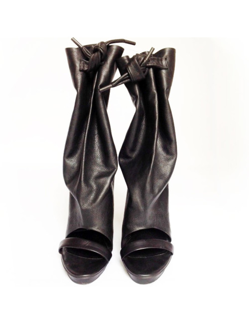 Escarpins BALANCIAGA T 36 façon bottines