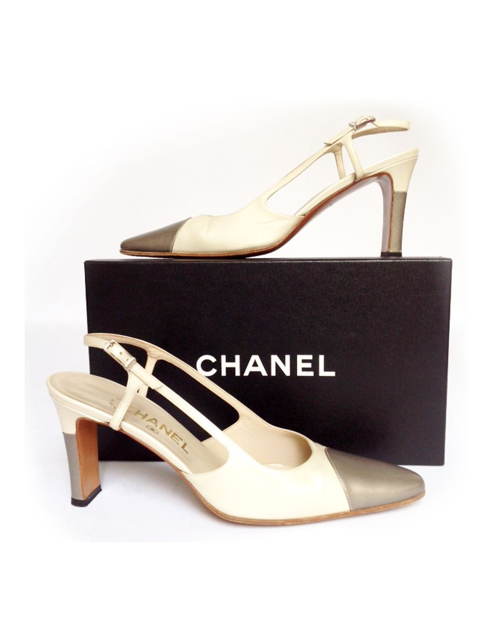 Escarpins CHANEL  T39.5 bicolores