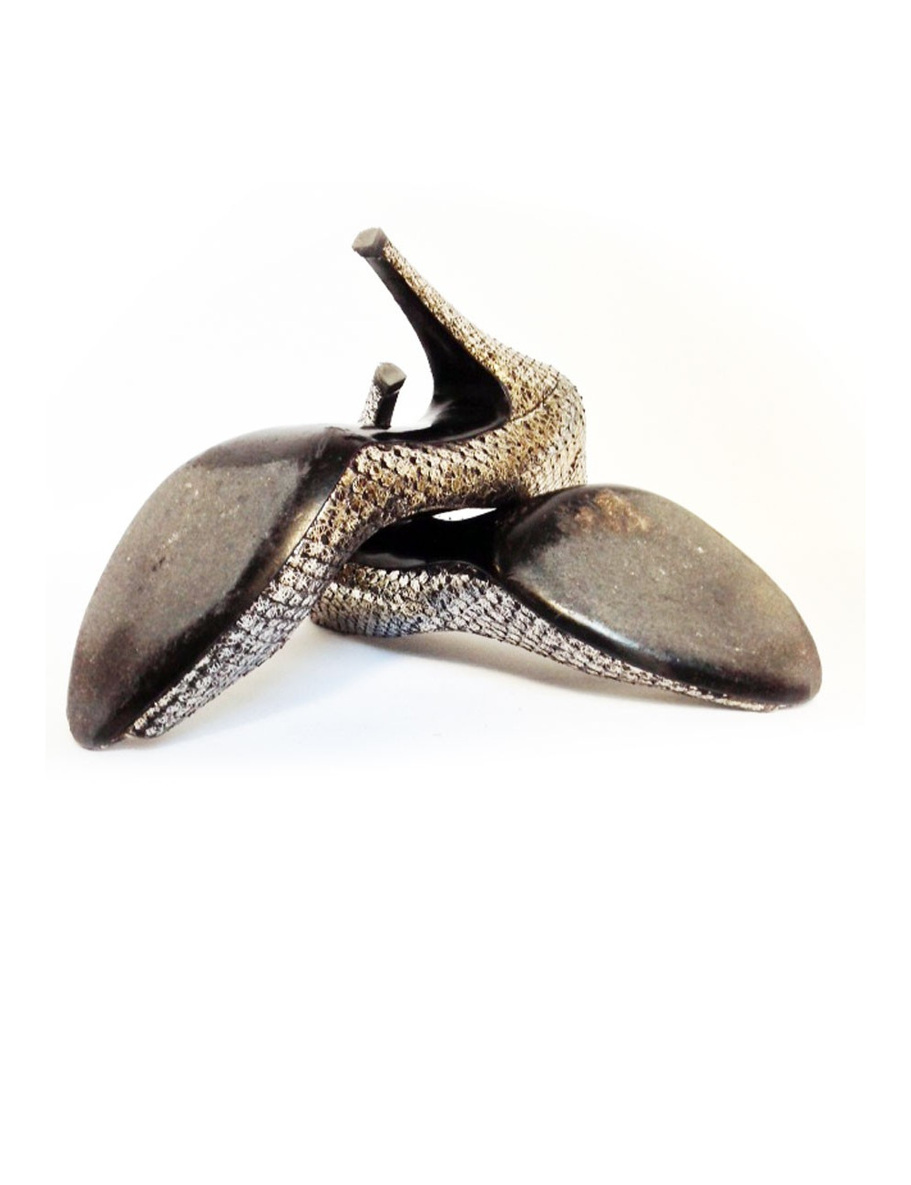 Escarpins CHANEL T39 en python argenté vieilli