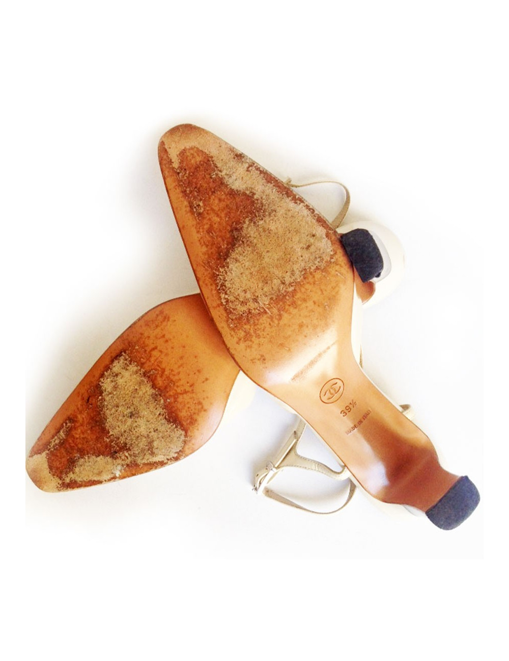 Escarpins CHANEL  T39.5 bicolores