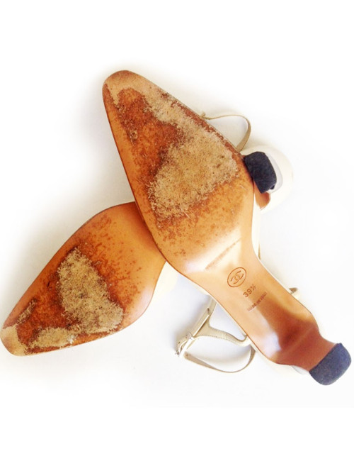 Escarpins CHANEL  T39.5 bicolores