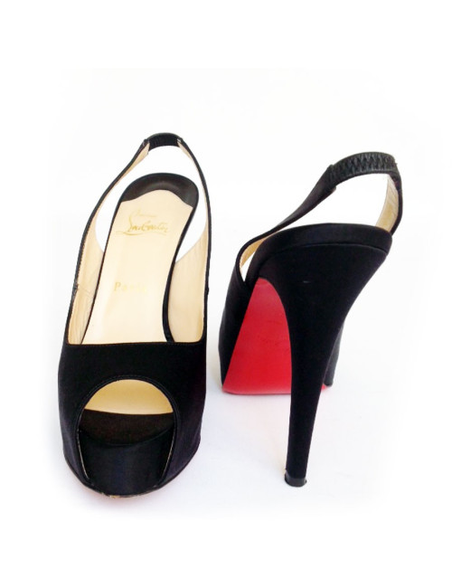 Escarpins CHRISTIAN LOUBOUTIN en satin noir