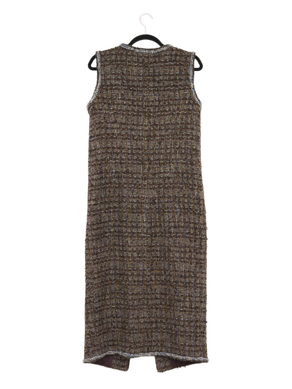 Robe Manteau sans manche Chanel Automne 2018 à découvrir en cliquant ici 2