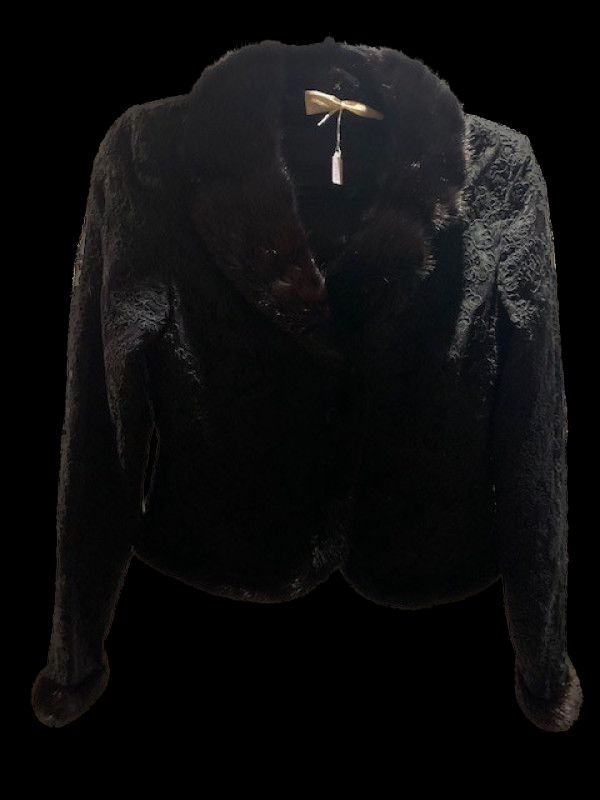 Veste dentelle et vison VALENTINO