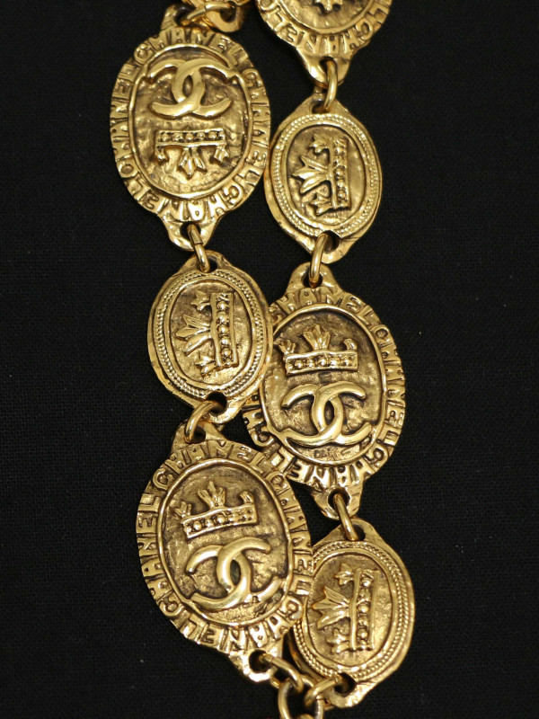 Vintage bracelet Chanel médaillons