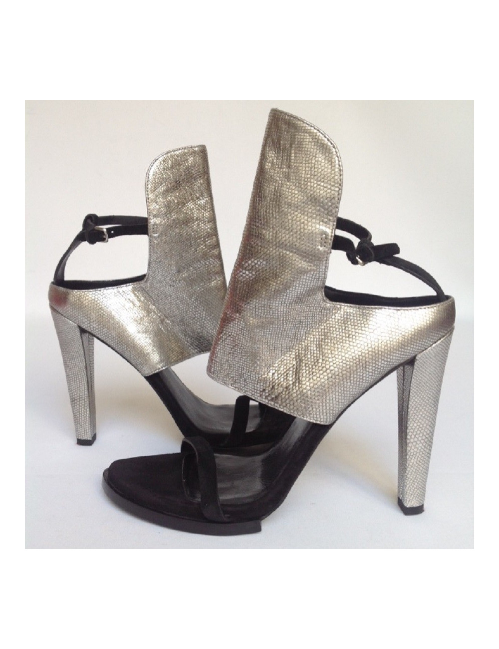 Sandales hautes montantes argentées ALEXANDER WANG T38,5