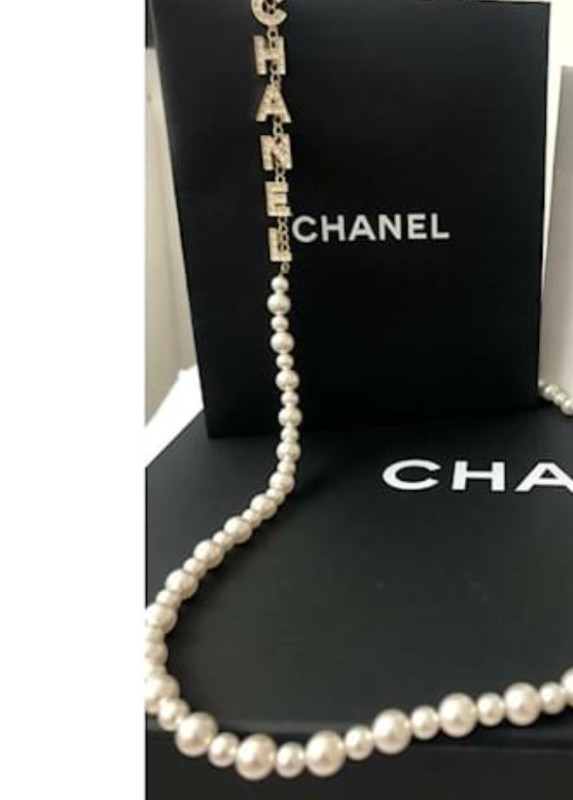 Sautoir Chanel C H A N EL doré 2