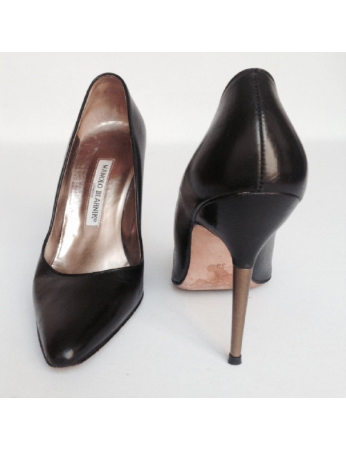 Escarpins en cuir noir MANOLO BLAHNIK T38