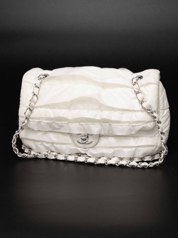 Sac Bandoulière Chanel Collection Neige en Toile Parachute Blanche par Karl Lagerfeld