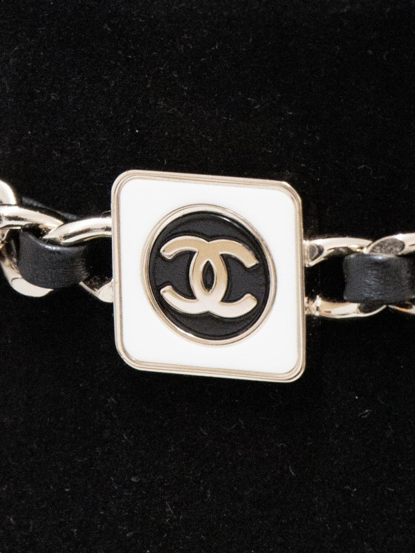 Choker Chanel chaine entrelacée de cuir