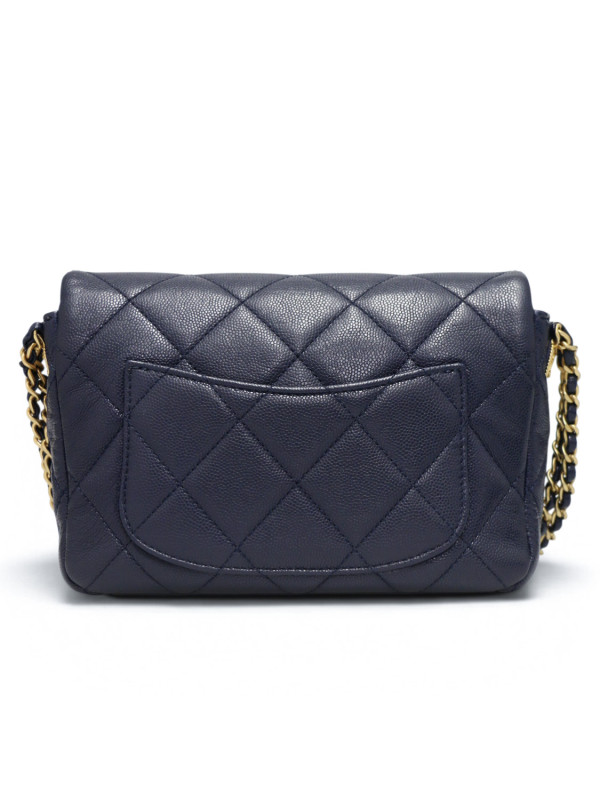 Sac matelassé bleu caviar Chanel