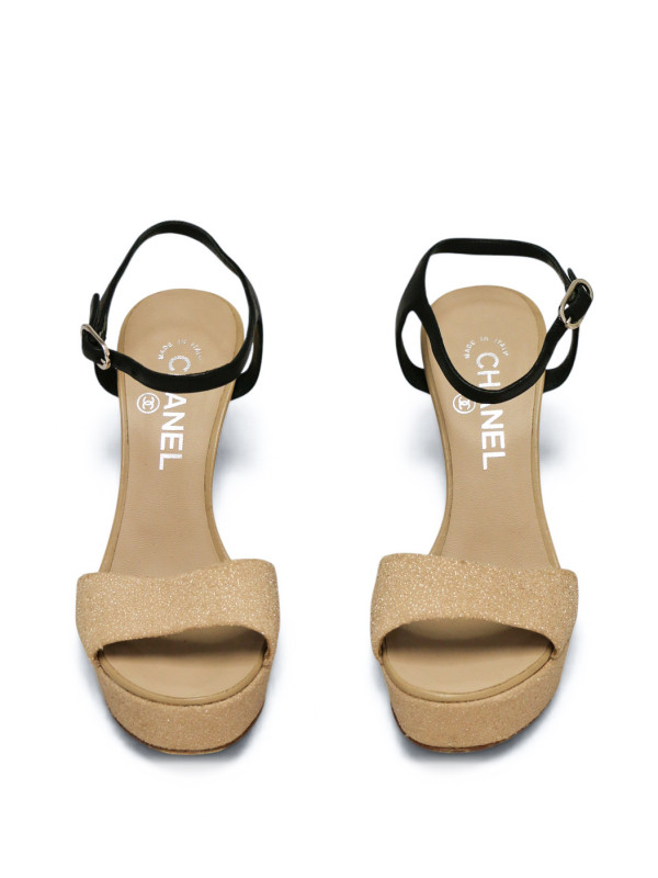 Sandales CHANEL compenséesT37 beige