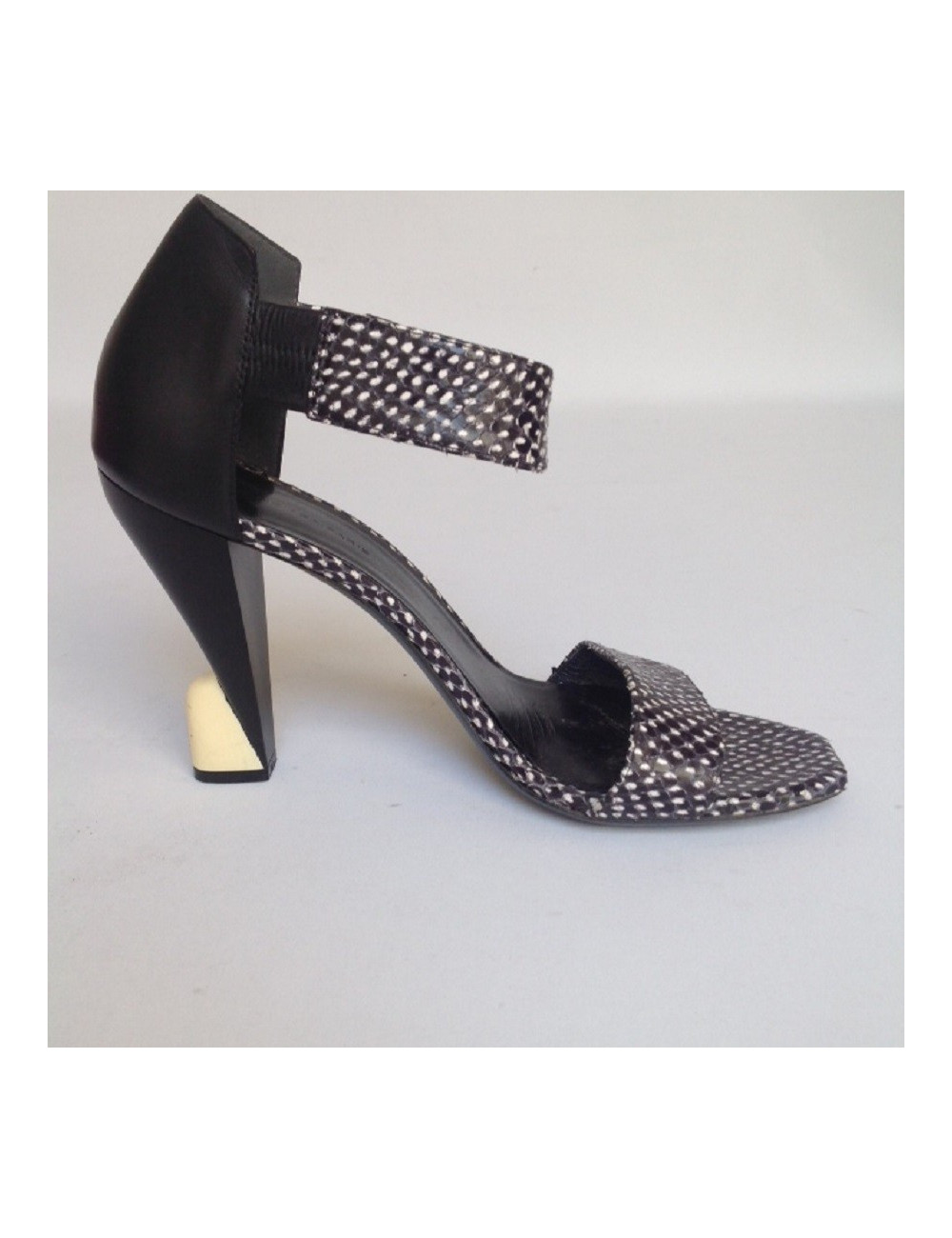 Sandales hautes python noir et blanche BALENCIAGA T38,5