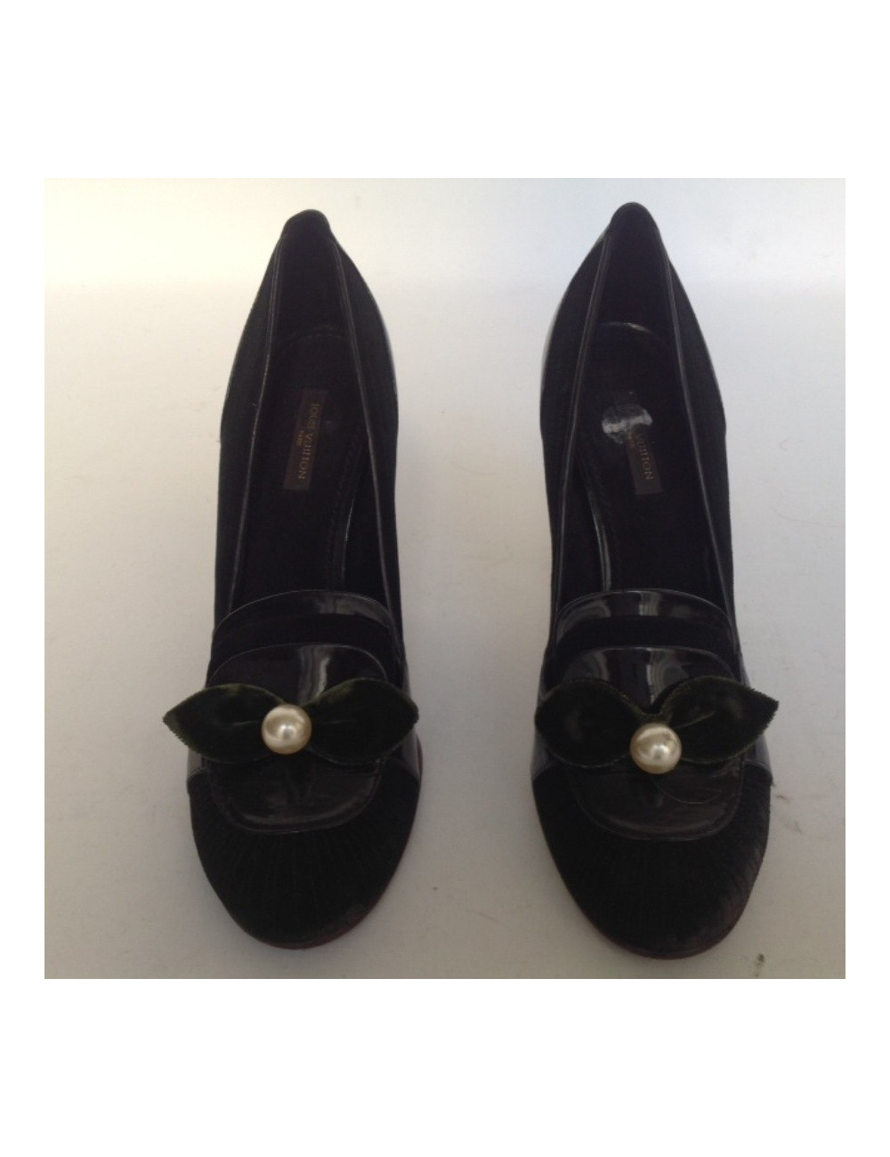 Escarpins LOUIS VUITTON T38 daim cuir verni noir