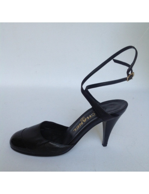 Escarpins CHANEL  T37.5 cuir verni