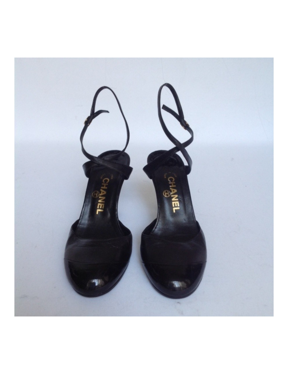 Escarpins CHANEL  T37.5 cuir verni