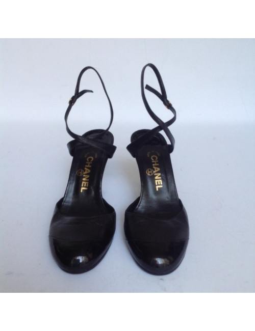 Escarpins CHANEL  T37.5 cuir verni
