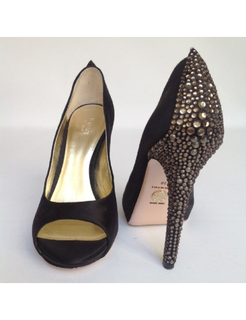 Escarpins en satin noir VERSACE T 38
