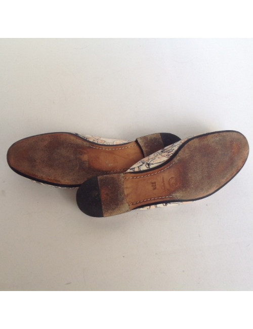 Sandales plates CHANEL T37.5 