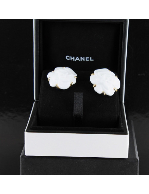 boucles d'oreille CHANEL agate blanche