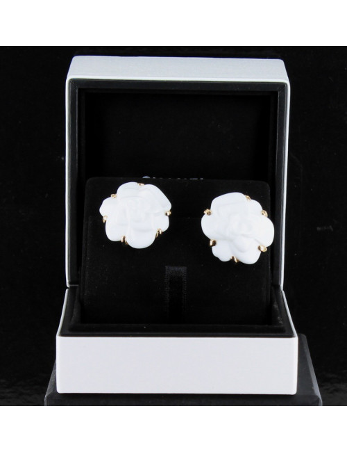 boucles d'oreille CHANEL agate blanche