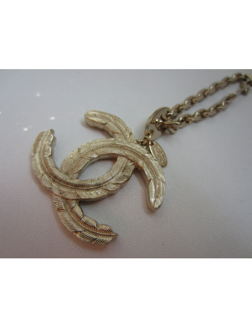 Porte-clé CC plumes CHANEL