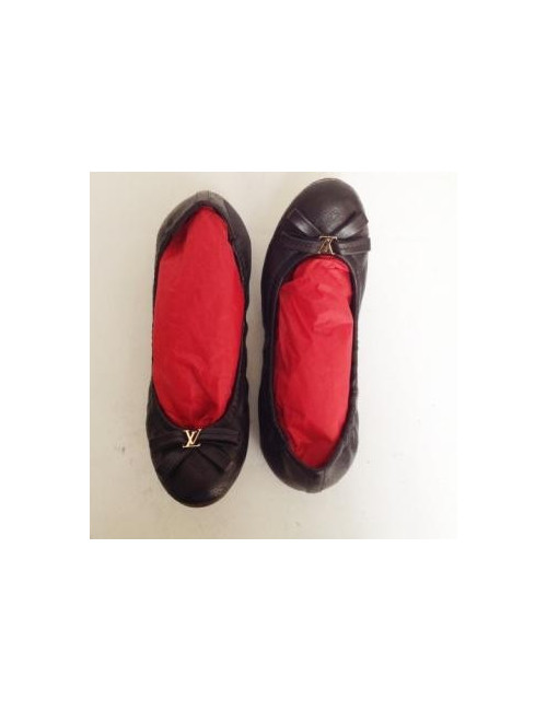 Ballerines en cuir noir LOUIS VUITTON T37