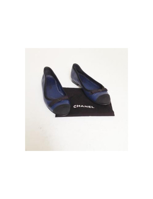 Ballerines en cuir bicolore CHANEL T37,5