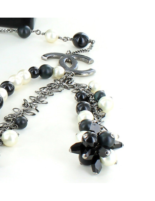 Sautoir Chanel perles noires et blanches 