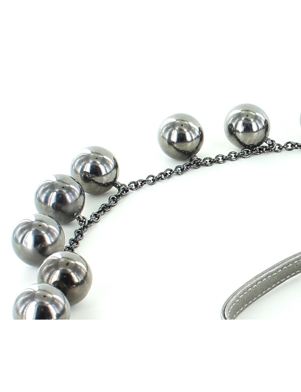 Sautoir BURBERRY perles canon de fusil