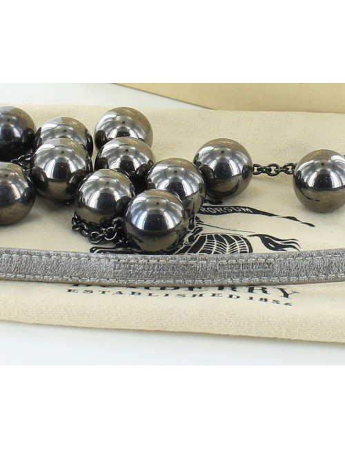 Sautoir BURBERRY perles canon de fusil