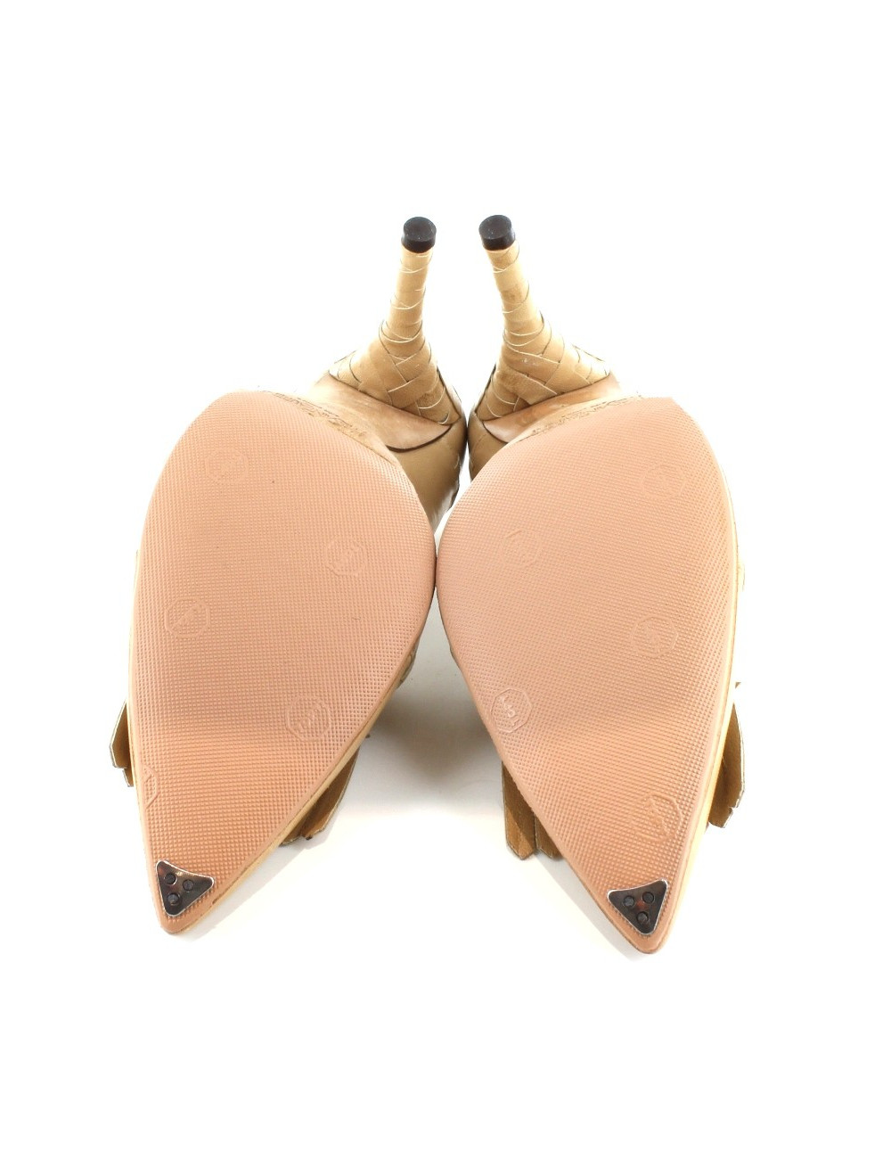 Escarpins YVES SAINT LAURENT cuir beige T 37,5