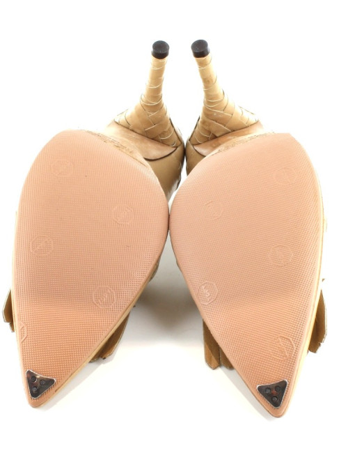 Pumps YVES SAINT LAURENT beige leather T 37.5