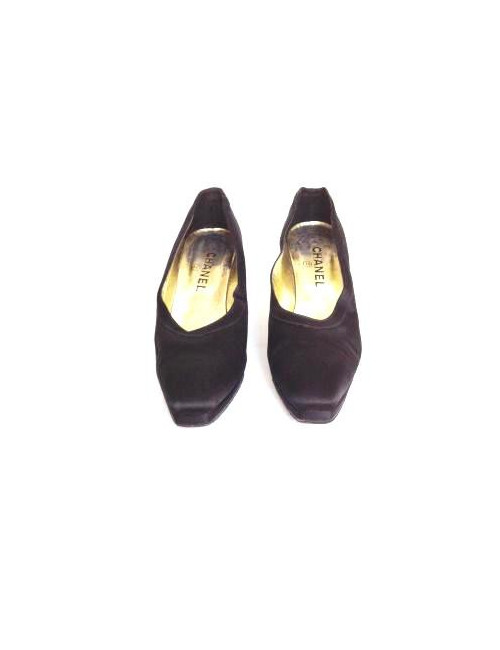 Black couture CHANEL T38 pumps