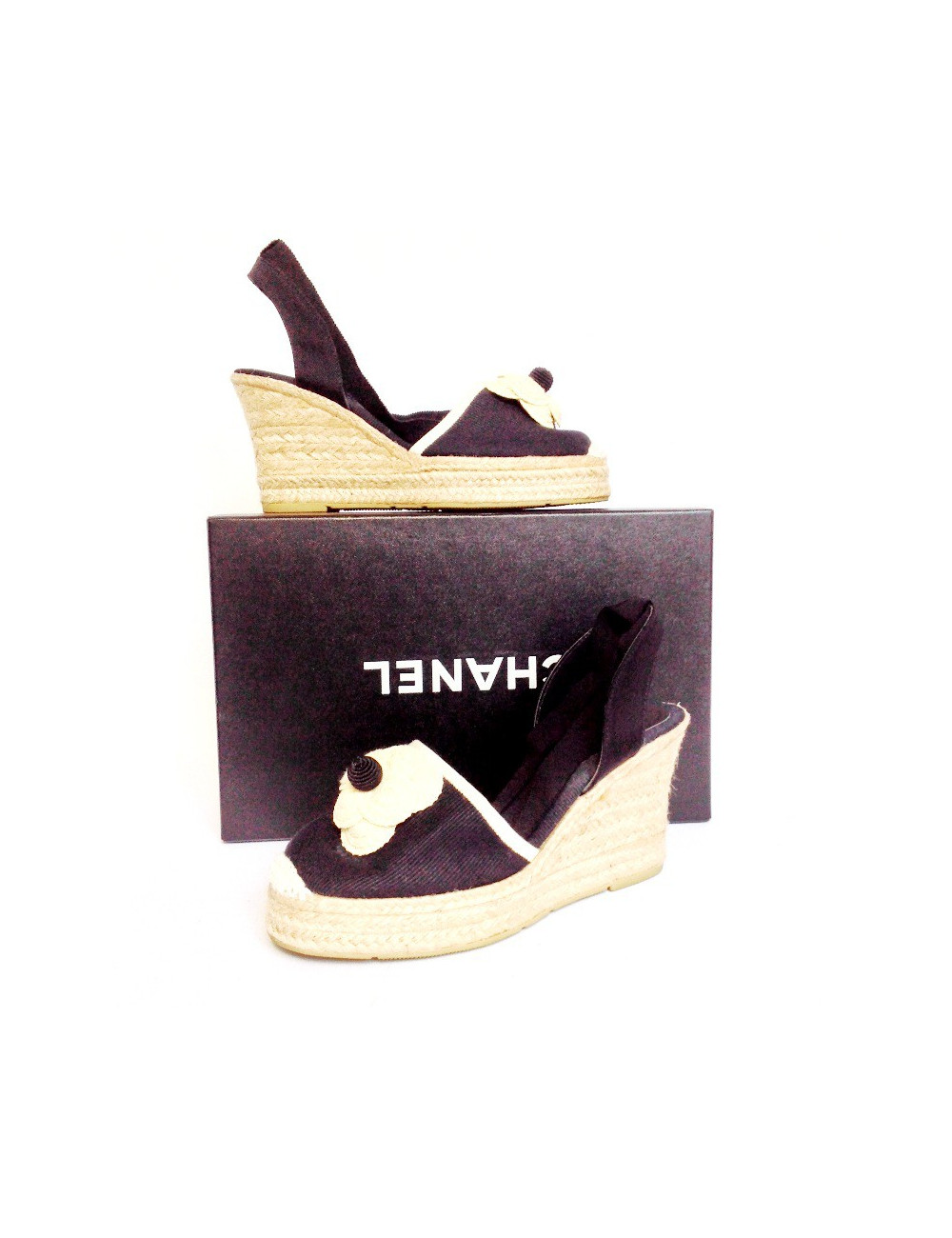 Sneakers Camellia CHANEL T36 offset