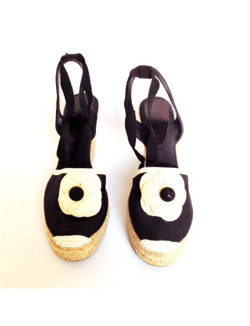 Sneakers Camellia CHANEL T36 offset