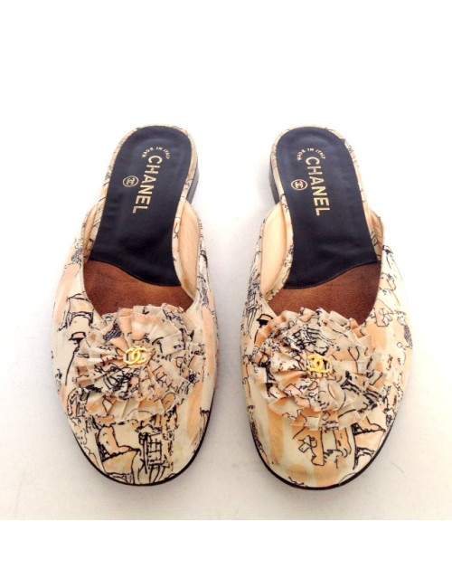 Sandales plates CHANEL T37.5 imprimé 