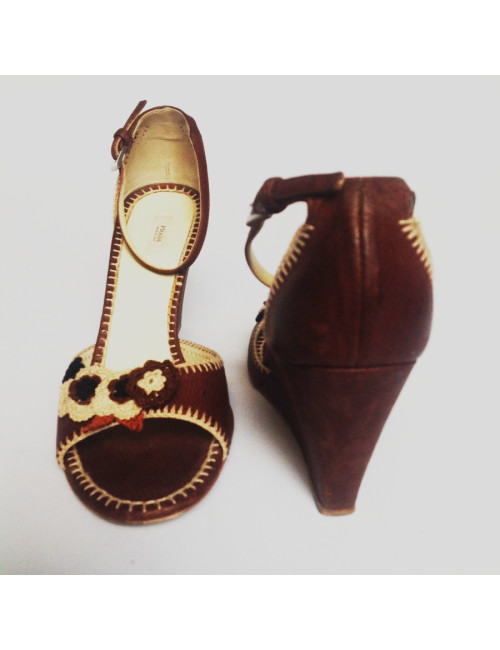 Pumps offset PRADA brown leather T38, 5