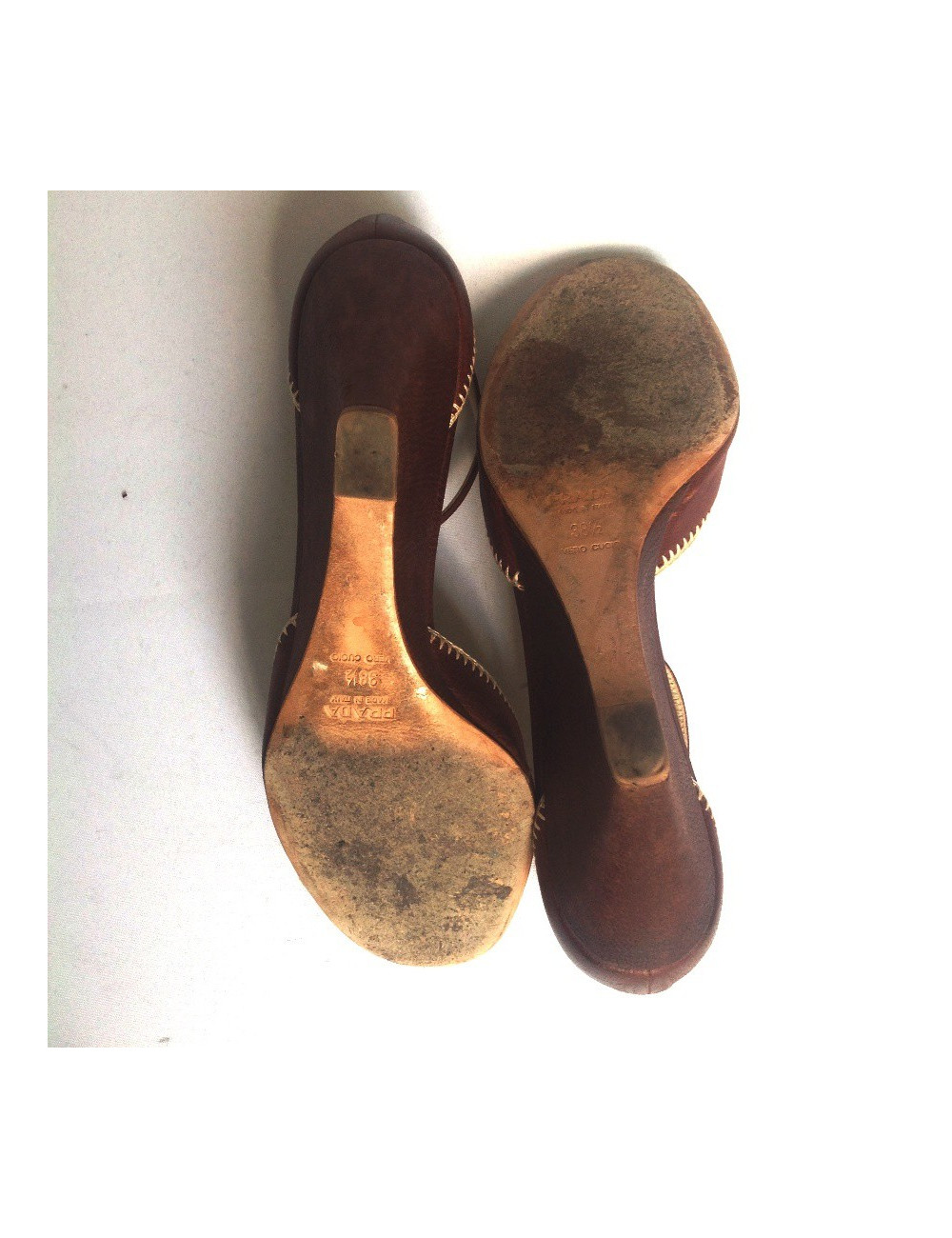 Pumps offset PRADA brown leather T38, 5