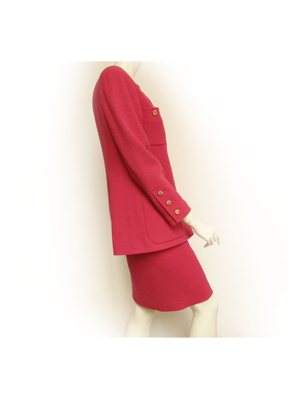 Ensemble veste et jupe CHANEL framboise