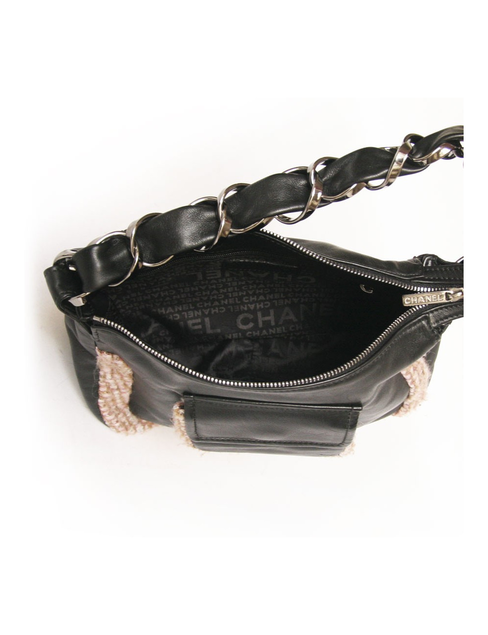 Sac CHANEL en cuir noir et tweed