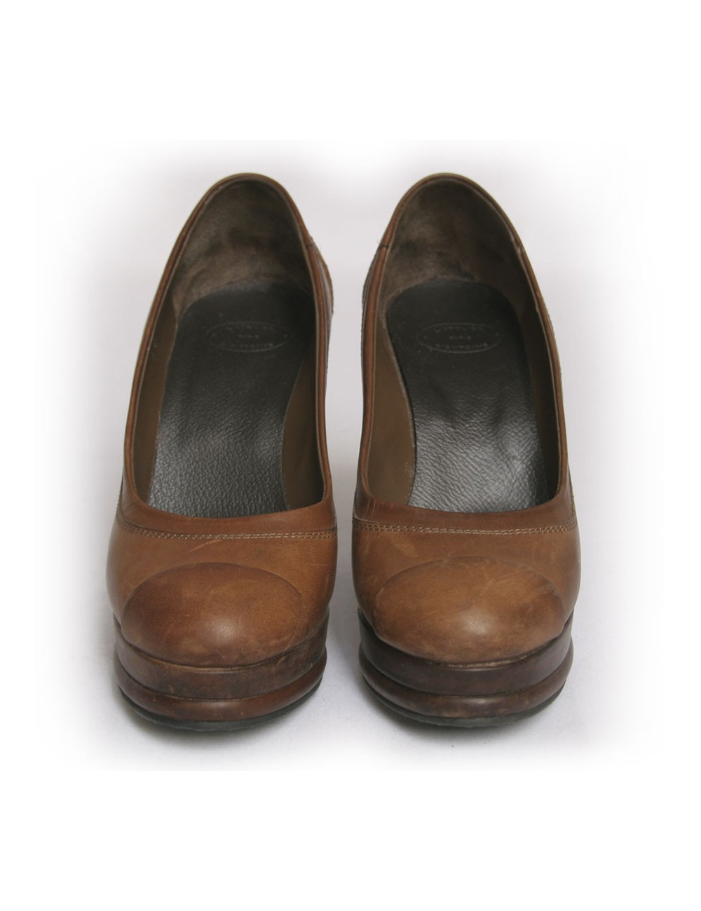 Escarpins CHANEL T 36.5 cuir havane