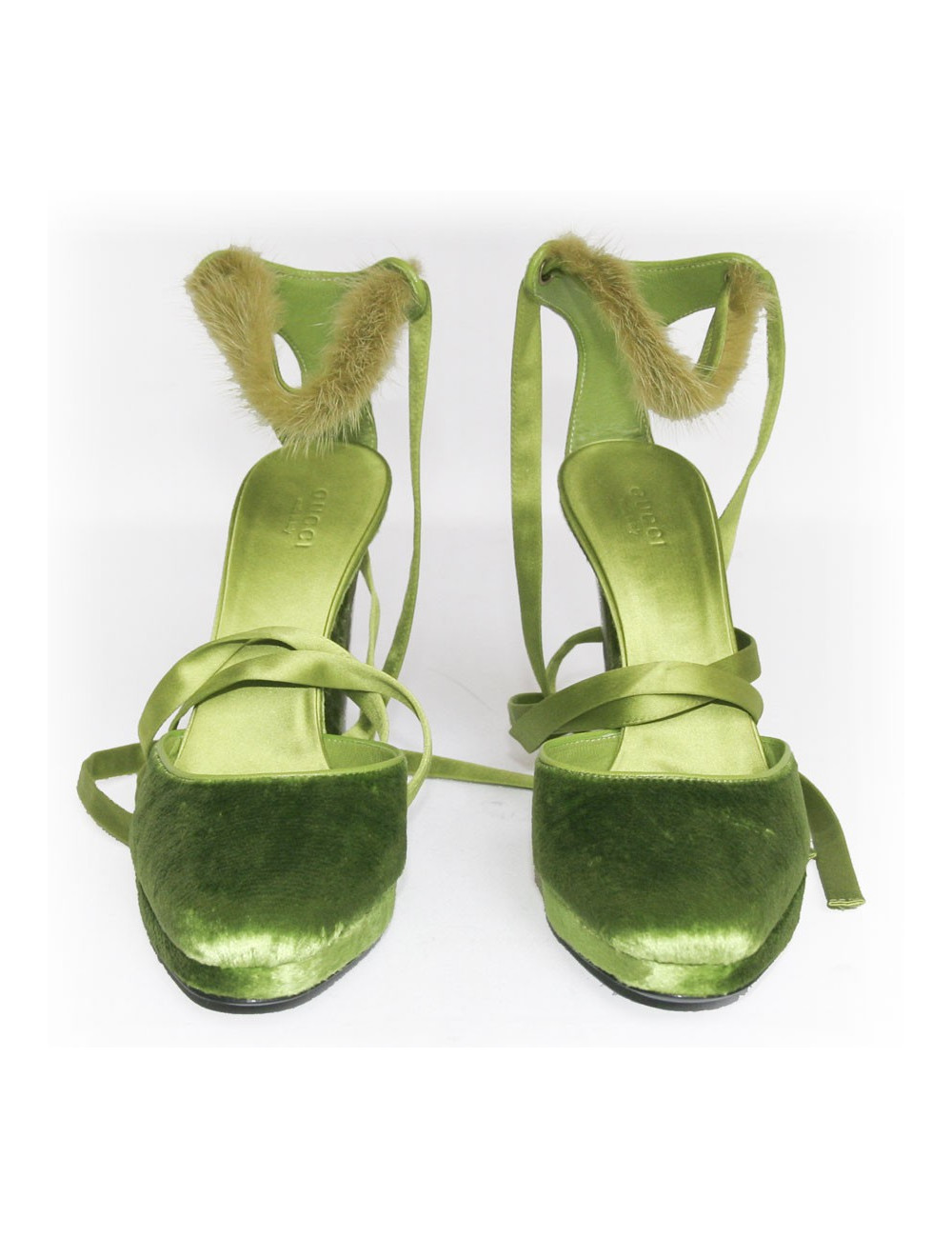 Escarpins GUCCI en veau velours et fourrure verte