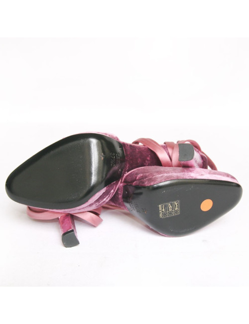 Escarpins GUCCI en veau velours et fourrure