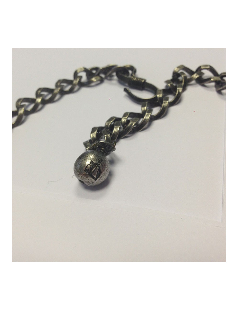 collier LANVIN crucifix grenat