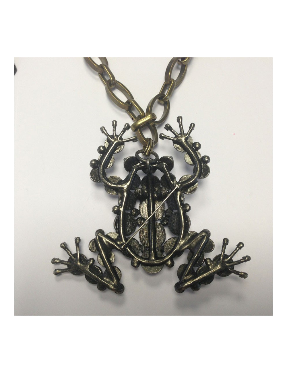 Collier - broche LANVIN grenouille strass et chaîne